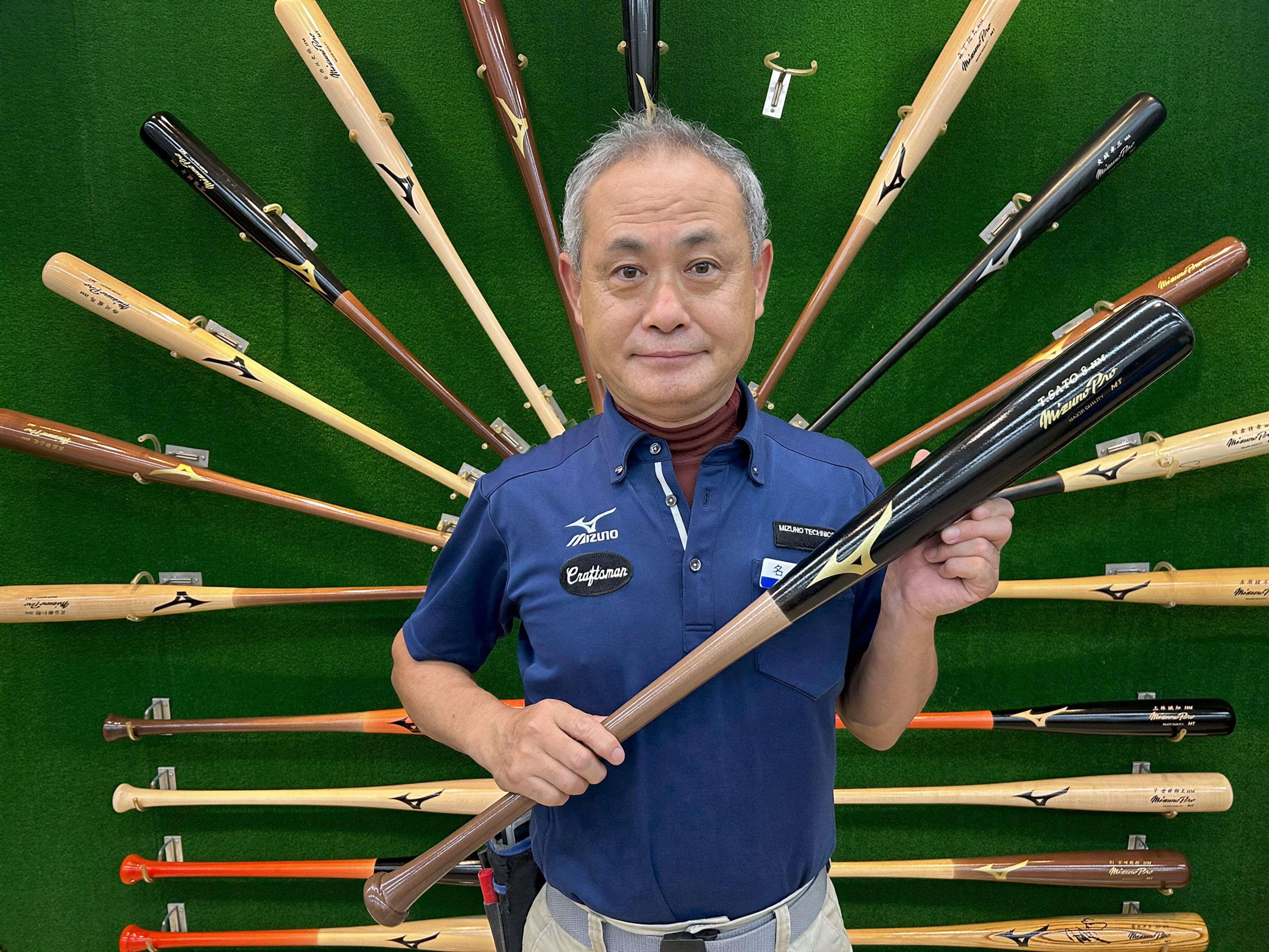 佐藤輝明選手 セントラル・リーグ三冠王獲得に関して バット製作担当 名和民夫からのコメント