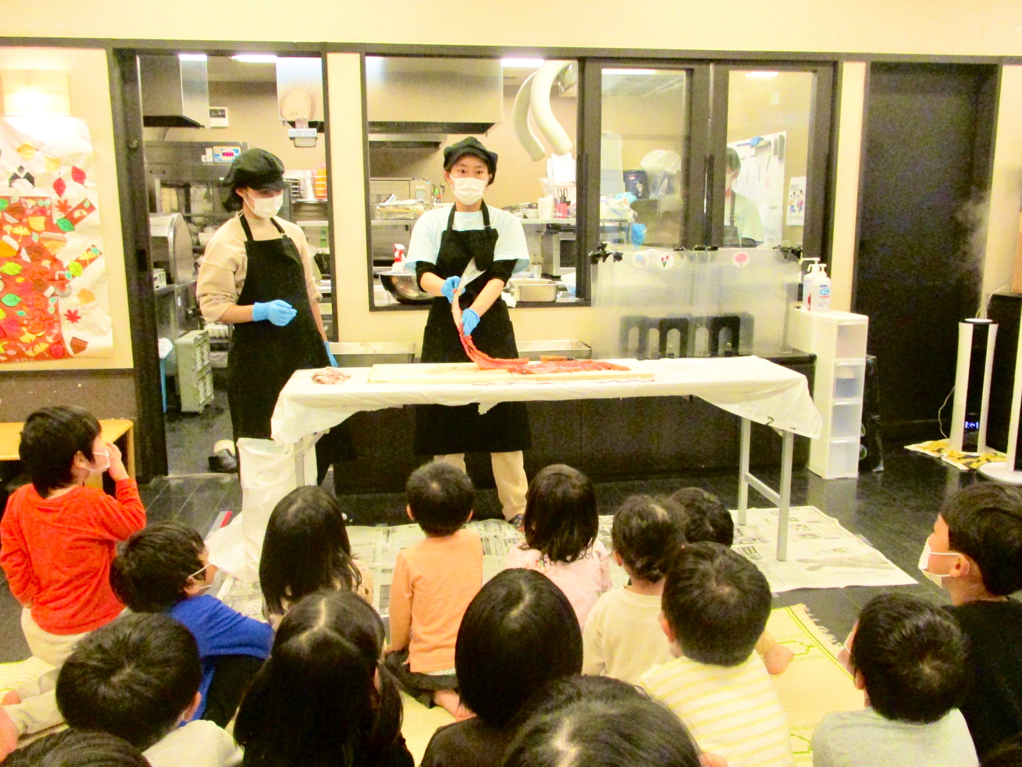 食育事例：魚の解体