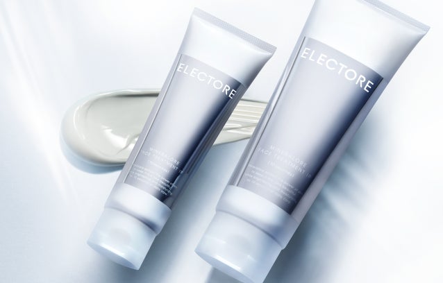 累計350万本突破*1】たった10秒のエイジングケア「ELECTORE 累計350万本突破*1】たった10秒のエイジングケア「ELECTORE