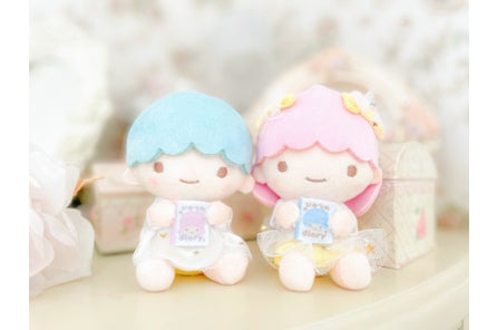 シナモロール デビュー周年を記念して Kthings オリジナルデザインのグッズが新登場 豪華なジオラマアクリルスタンドやホログラム缶バッジなど むにゅぐるみパティオecサイトから通販も可能 株式会社kthingsのプレスリリース シナモロール デビュー周年を記念して Kthings オリジナルデザインのグッズが新登場 豪華なジオラマアクリルスタンドやホログラム缶バッジなど むにゅぐるみパティオecサイトから通販も可能 株式会社kthingsのプレスリリース