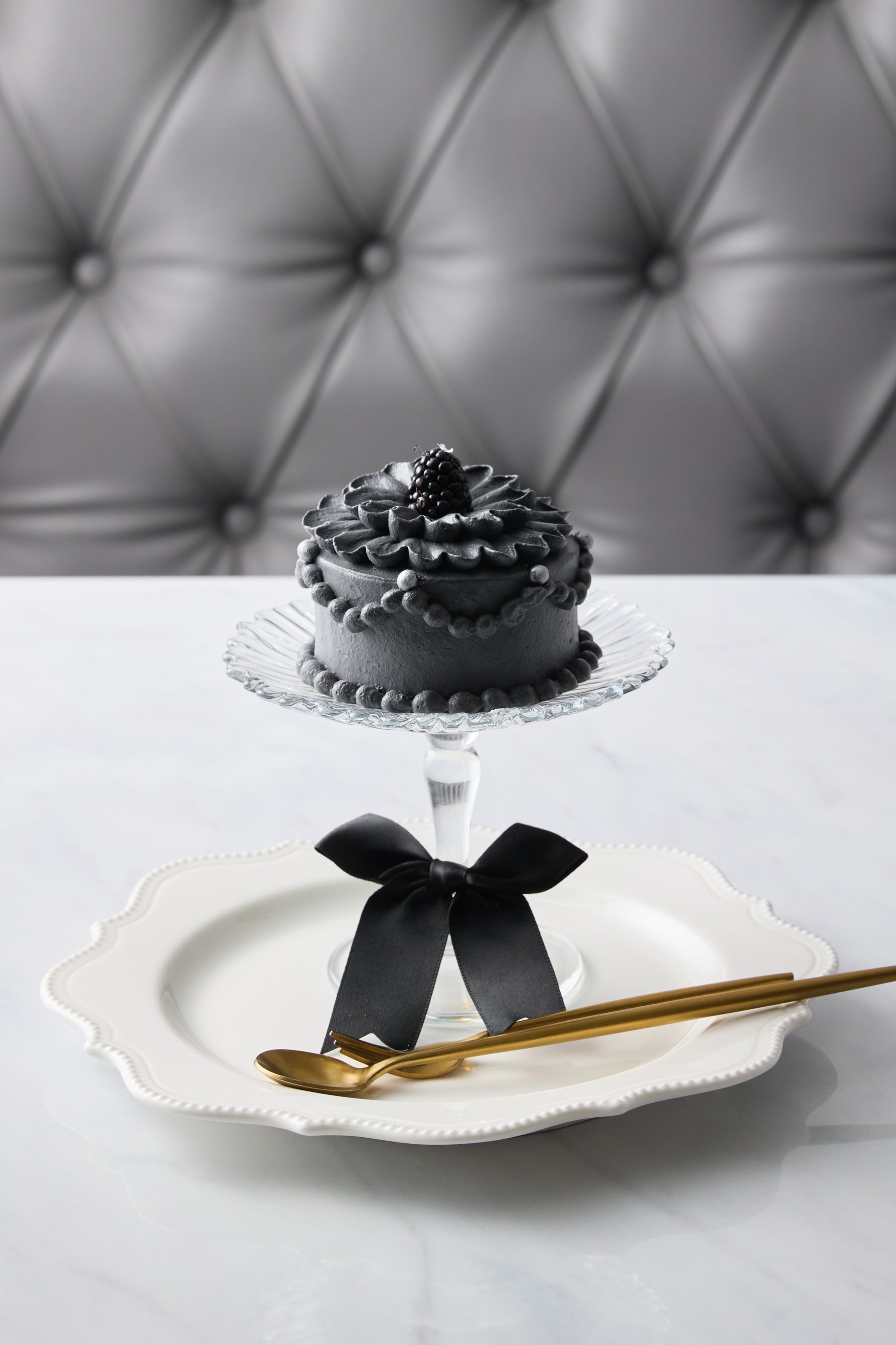 【たぬきケーキ】ショート/ブラック(=ナチュラルブラック) 開運たぬきケーキ6個入りセット（箱代込） - たぬきケーキ通販