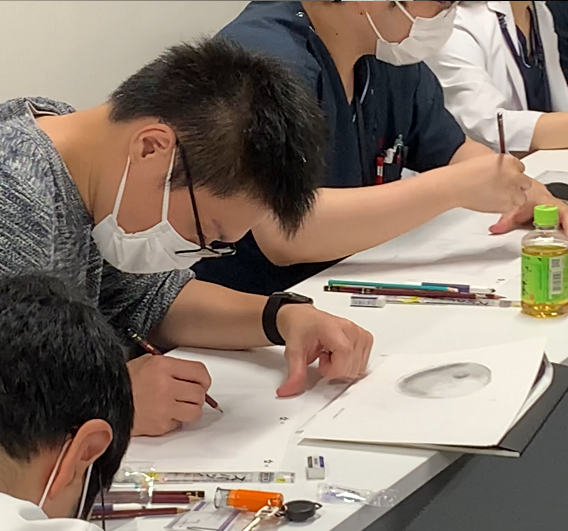 レオン先生秘伝のカーボンダストテクニック