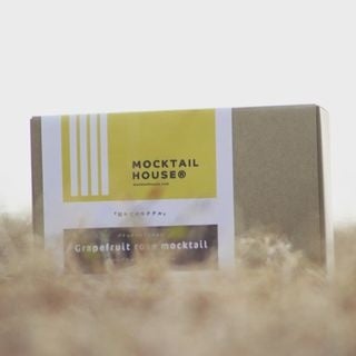 バーベキューやキャンプなどに持っていってみんなで試行錯誤しながらモクテルを作ってみるのも楽しい。