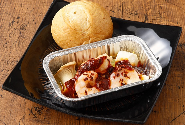 小エビとエリンギのヤンニョムアヒージョ