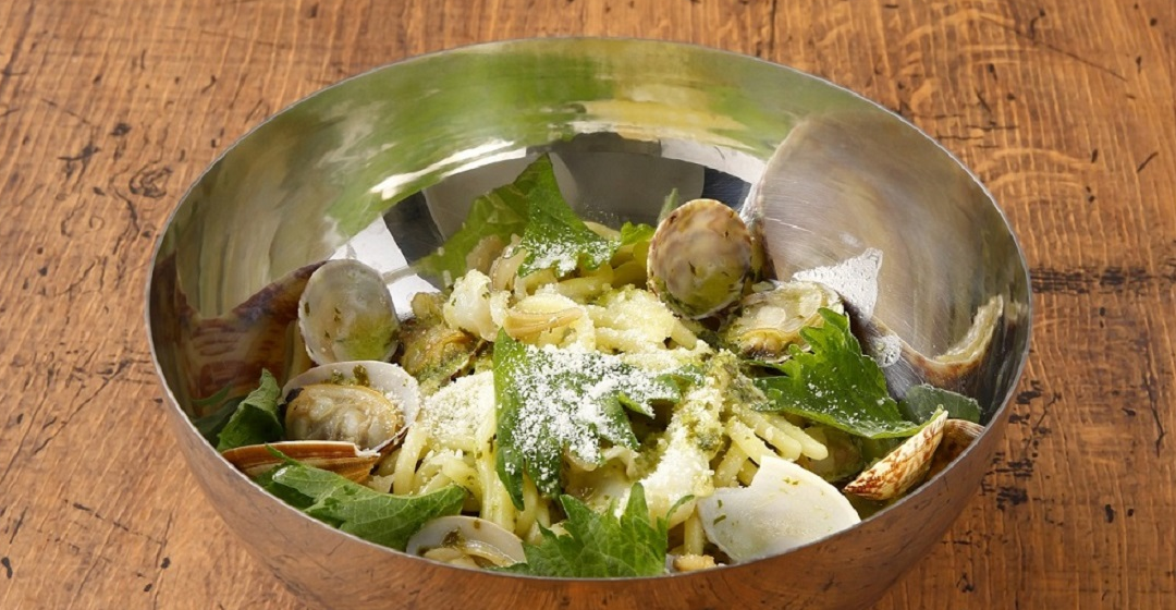 ツブ貝とアサリのジェノベーゼ麺