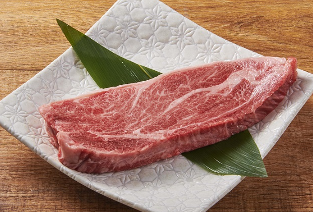 A5ランクの黒毛和牛ロースステーキ