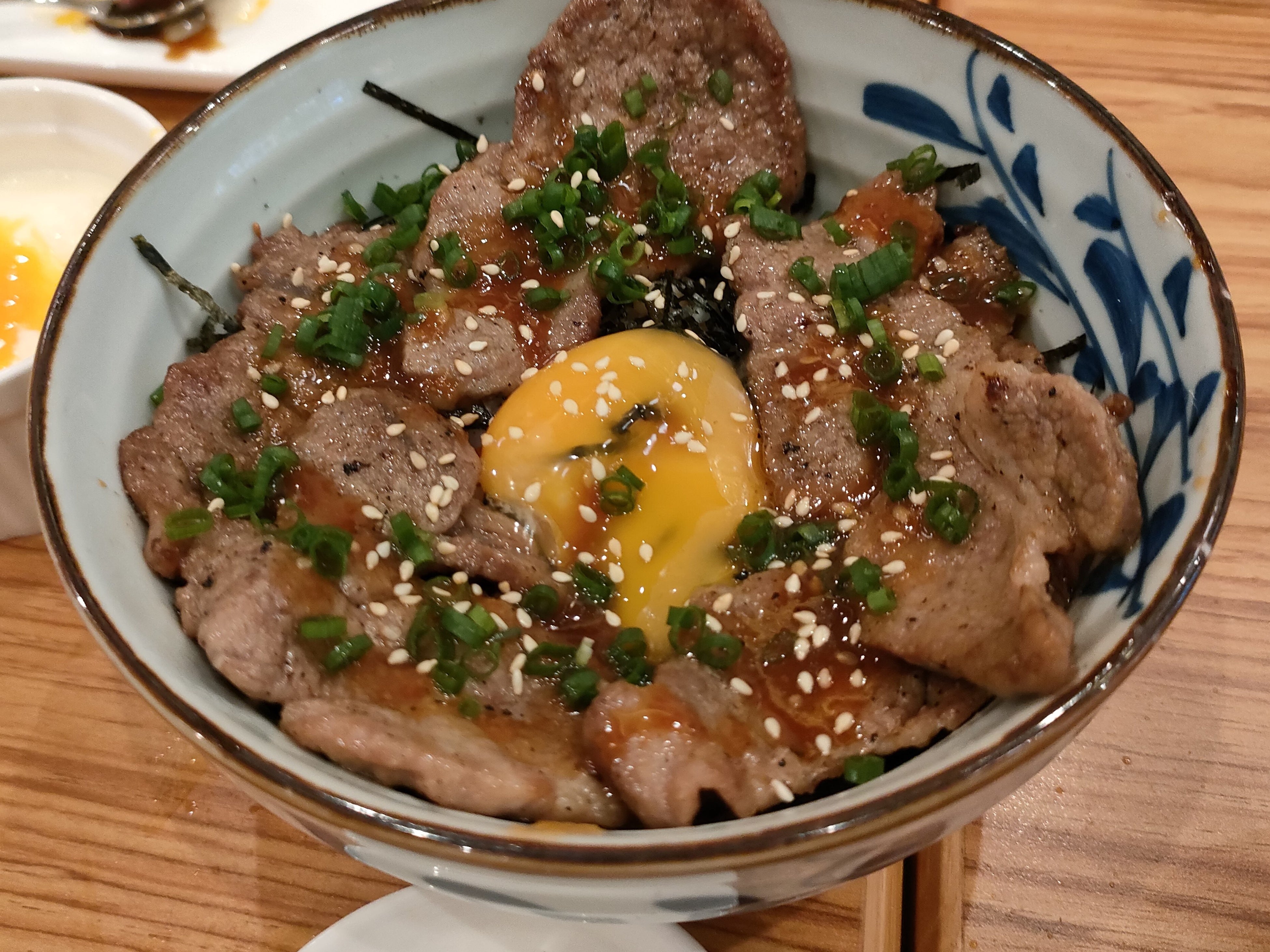 牛カルビ丼