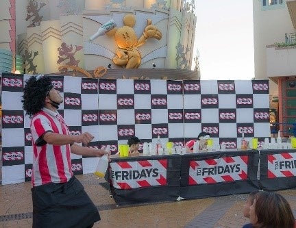 TGI FRIDAYS BARTENDER