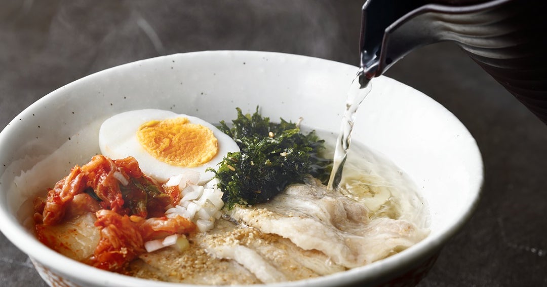 牛骨スープの韓国うどん(カルグクス)