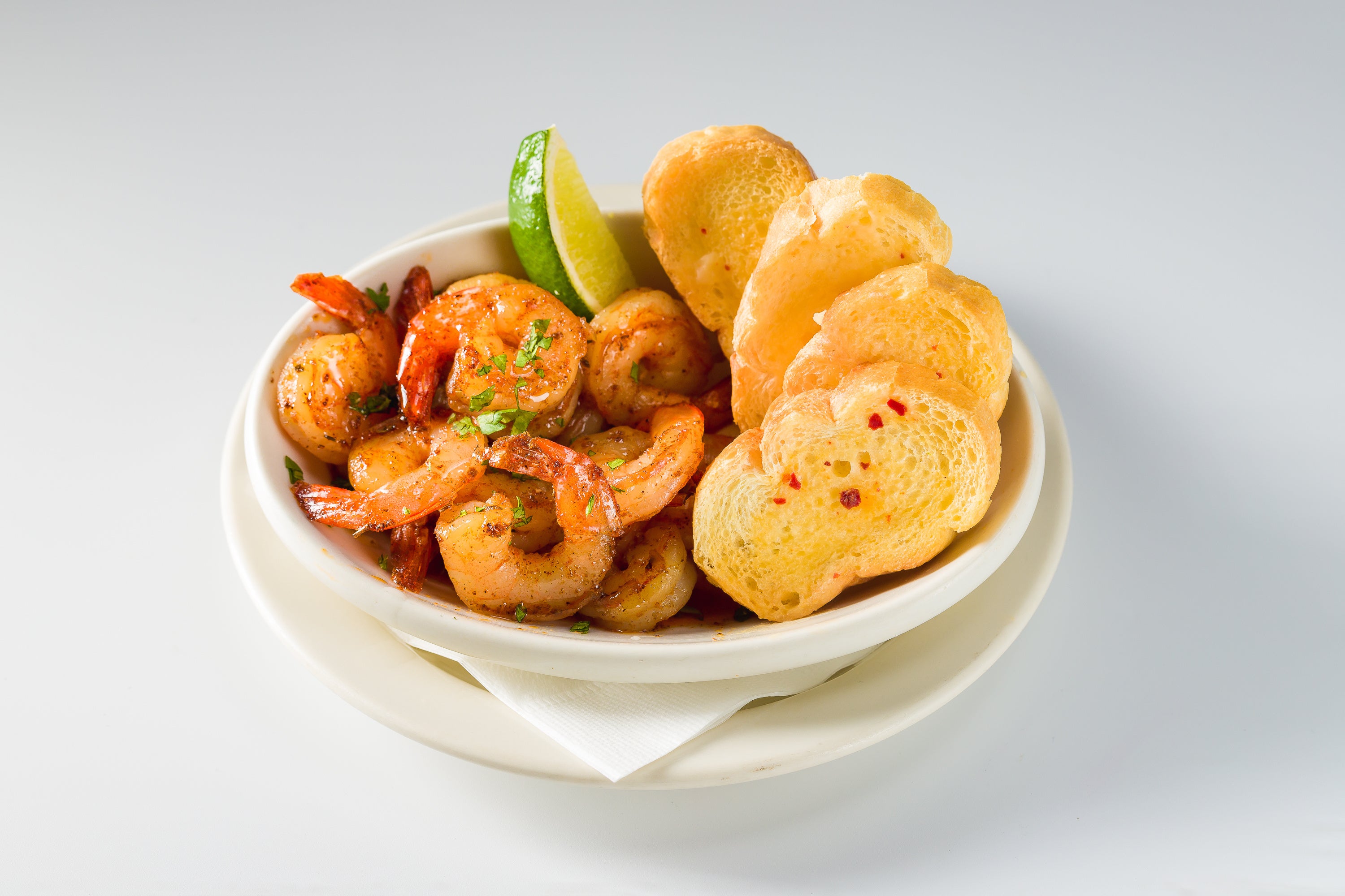 ケイジャンシュリンプ ガーリックトースト付き