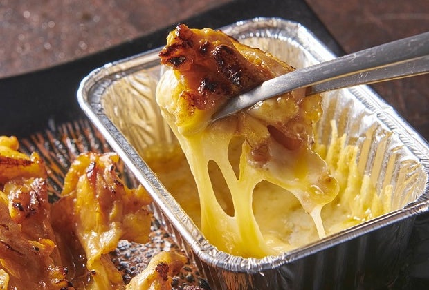 のび~るチーズのヤンニョム肉ナンコツ