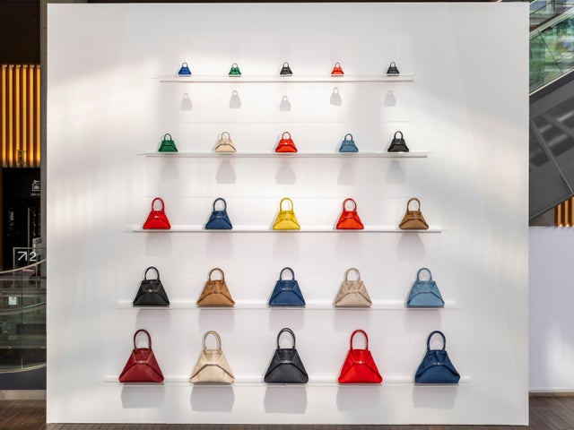 Akris unveils Duality-themed collection at National Art Museum Akris unveils Duality-themed collection at National Art Museum