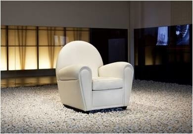 写真はイタリア・トレンティーノにある 「Poltrona Frau Museum」に展示される 　代表作「バニティフェア」