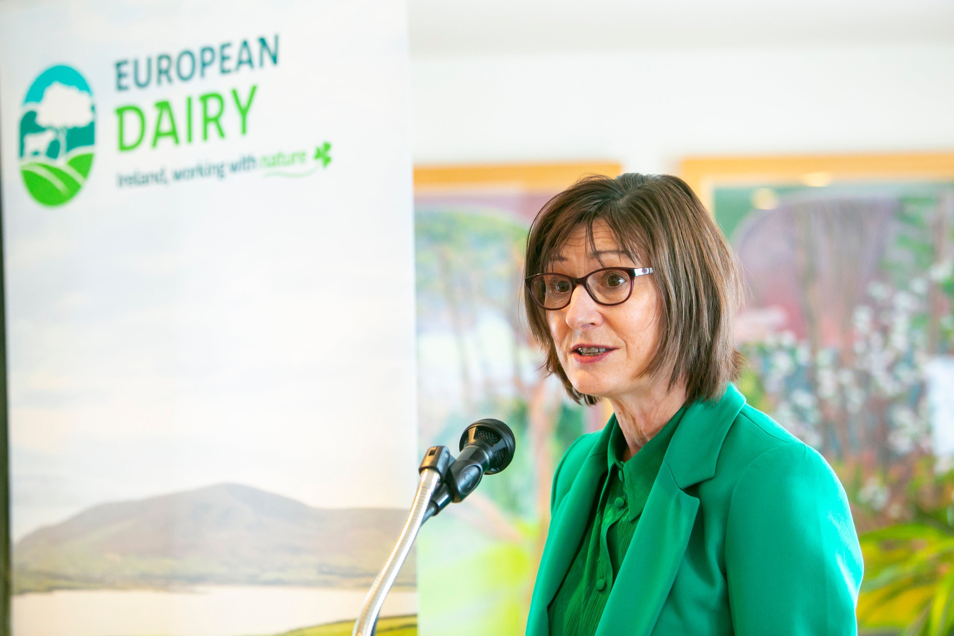 ドロレス・オリオーダン教授