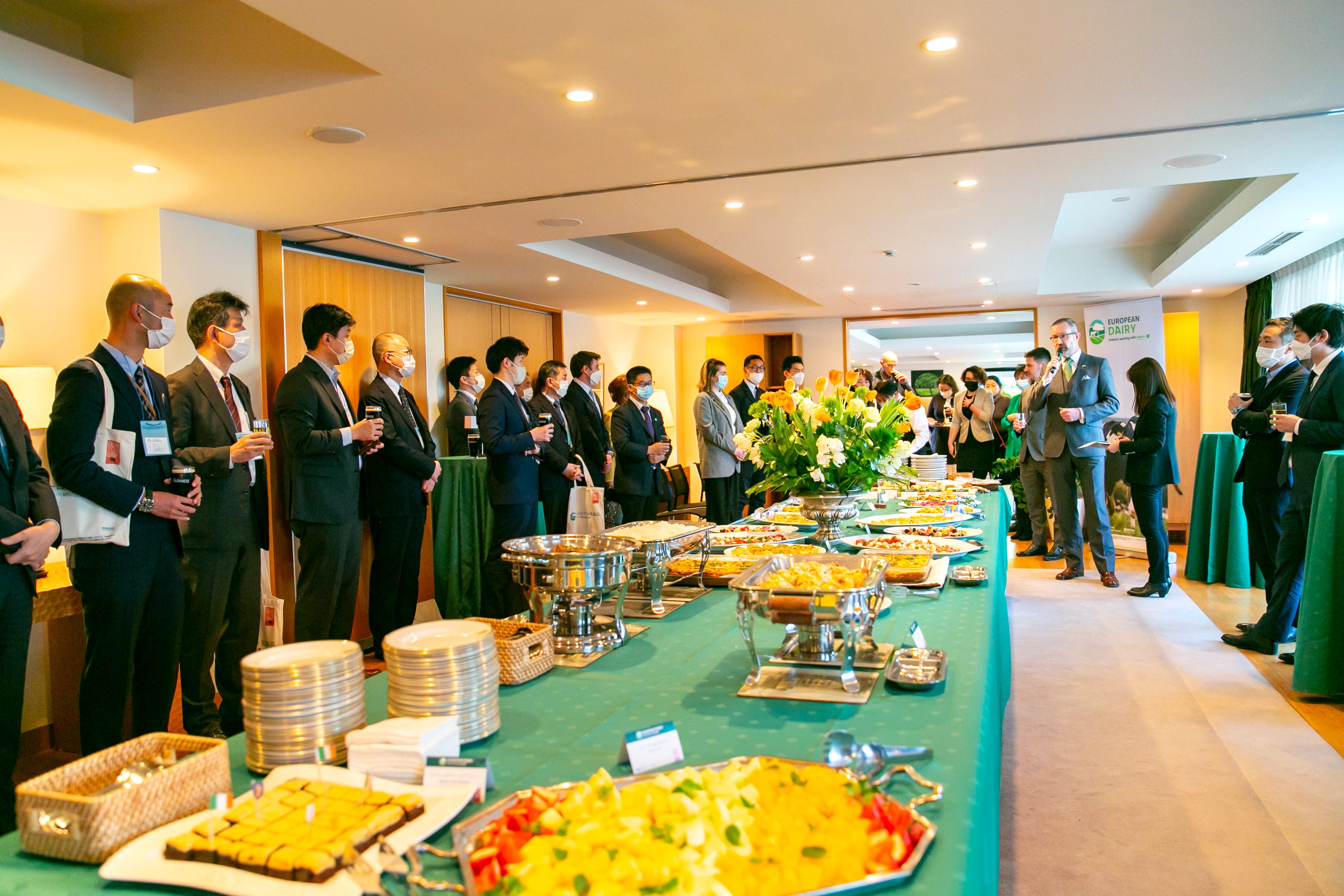 ネットワーキング