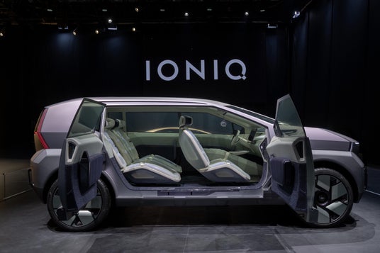 BASF、ヒョンデのIONIQコンセプトカー「EARTH Concept」の「Air Hug」シートモジュールにElastollan(R) TPUを提供 BASF、ヒョンデのIONIQコンセプトカー「EARTH Concept」の「Air Hug」シートモジュールにElastollan(R) TPUを提供