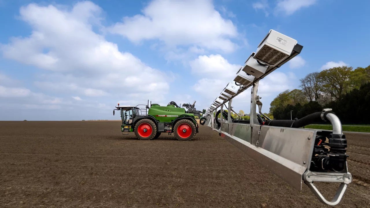 ONE SMART SPRAYの技術を搭載したAGCOの散布機シリーズFendt Rogator　©2022&nbsp; Bosch BASF スマートファーミング①