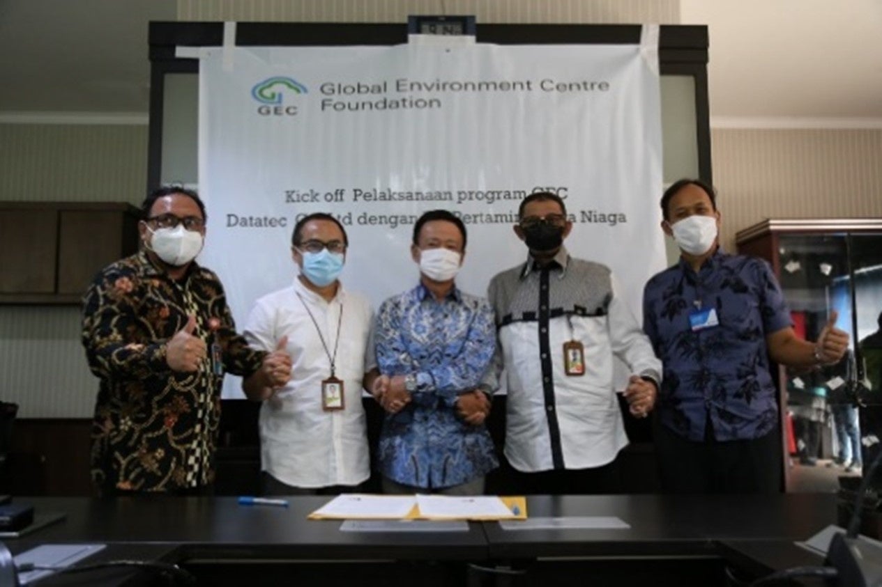 Pertaminaとの調印式の様子