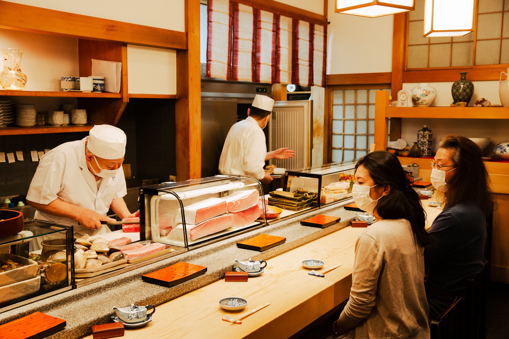 日本一のまぐろに舌鼓をうつ