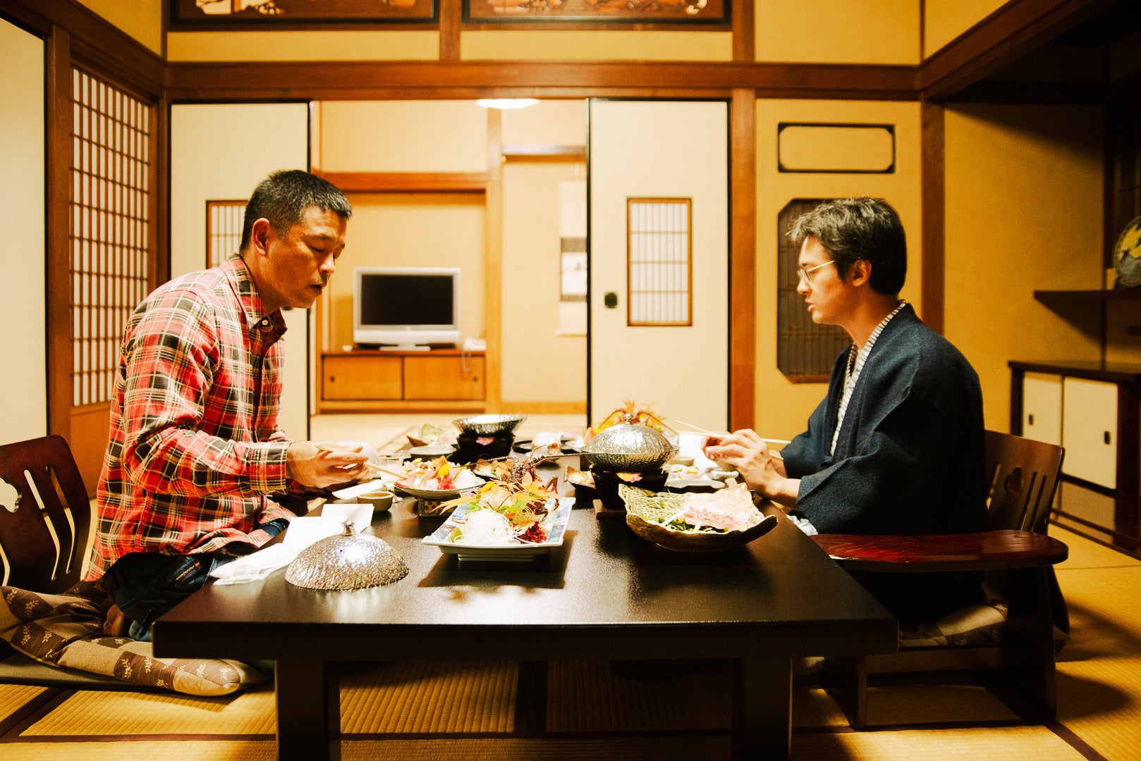 老舗旅館の和食ディナーにも大満足