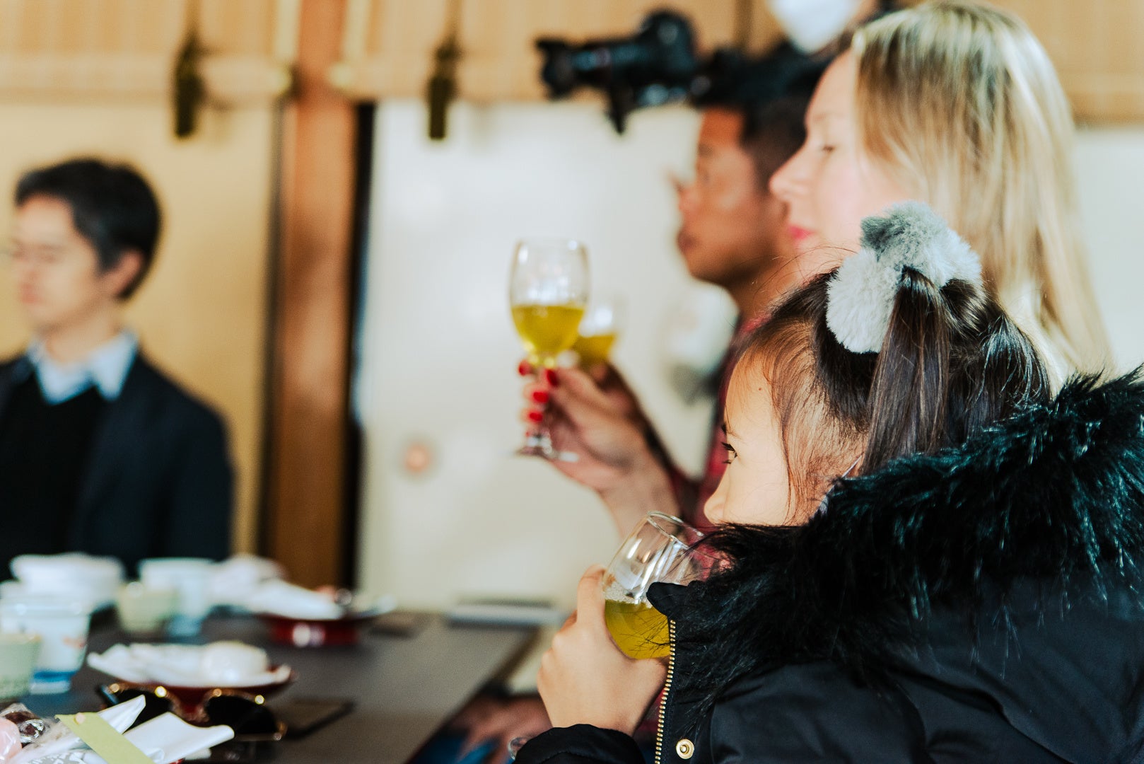 冷たいお茶もお戦いお茶も。味の違いを楽しむ。