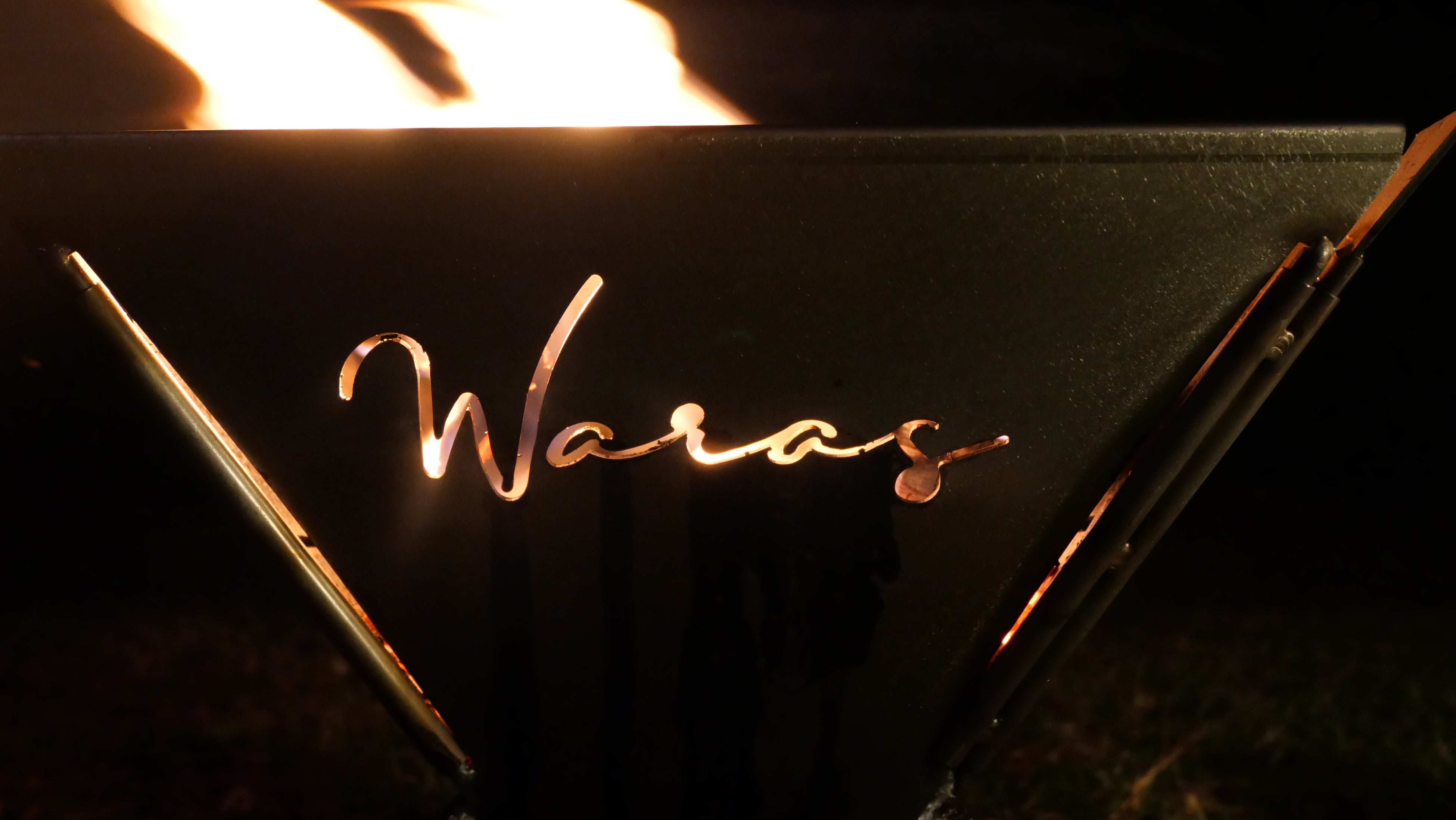 ネーム入り焚き火台