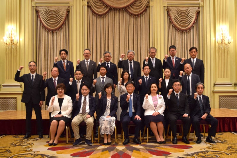 本総会で改選された新役員一同