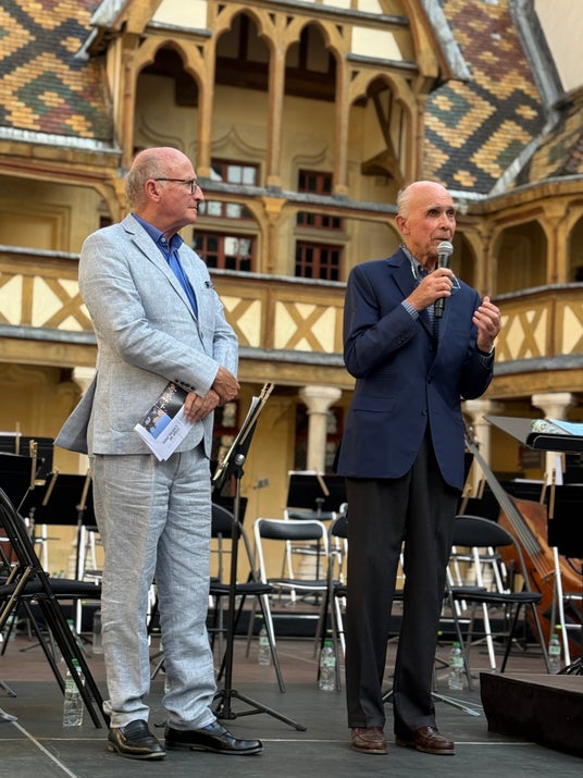 Musique & Vin au Clos Vougeot 2025|GEN DE ART 現地取材レポート:ワインと音楽に酔いしれるブルゴーニュの祝祭 Musique & Vin au Clos Vougeot 2025|GEN DE ART 現地取材レポート:ワインと音楽に酔いしれるブルゴーニュの祝祭