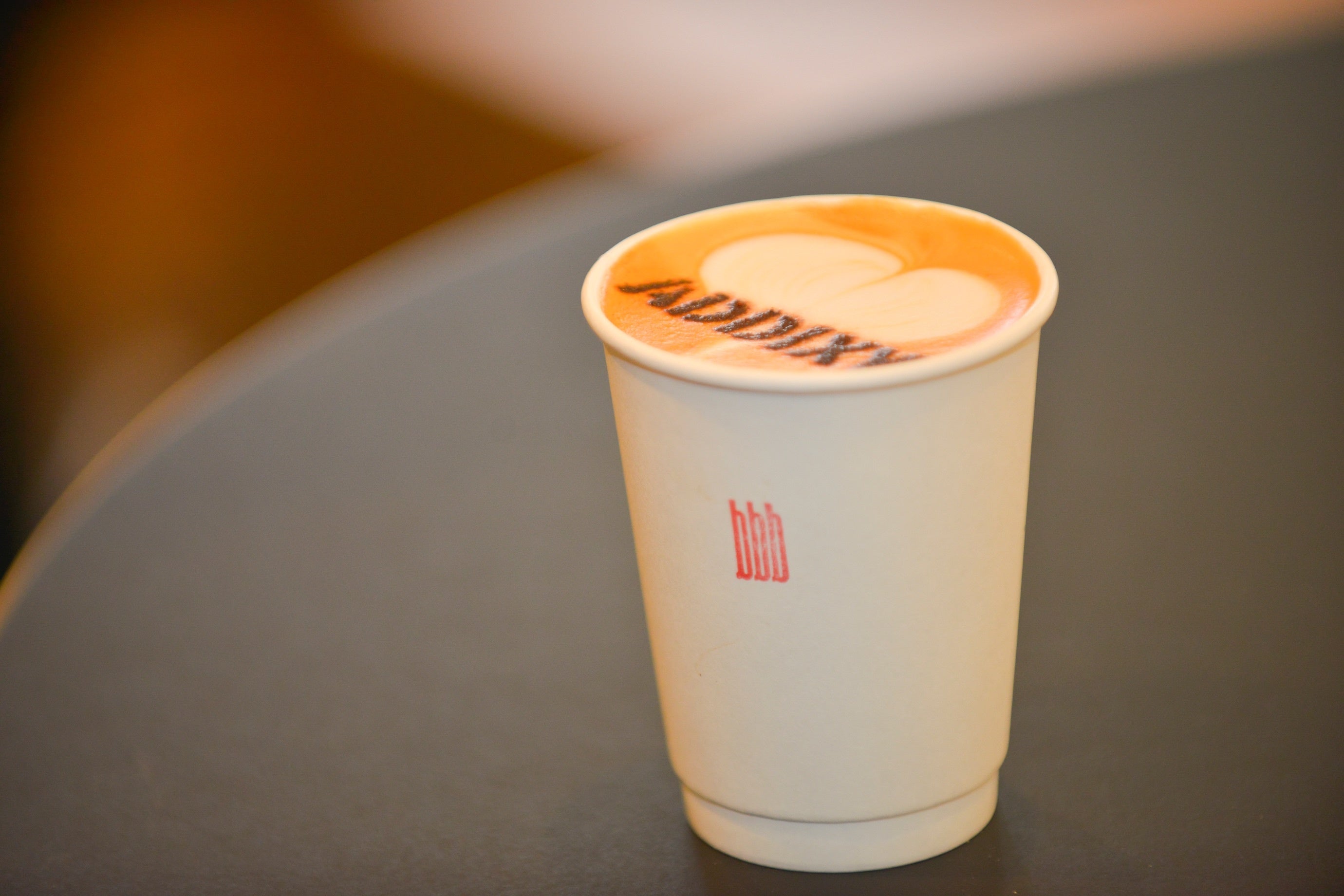 購入者特典のロゴ入りコラボドリンク