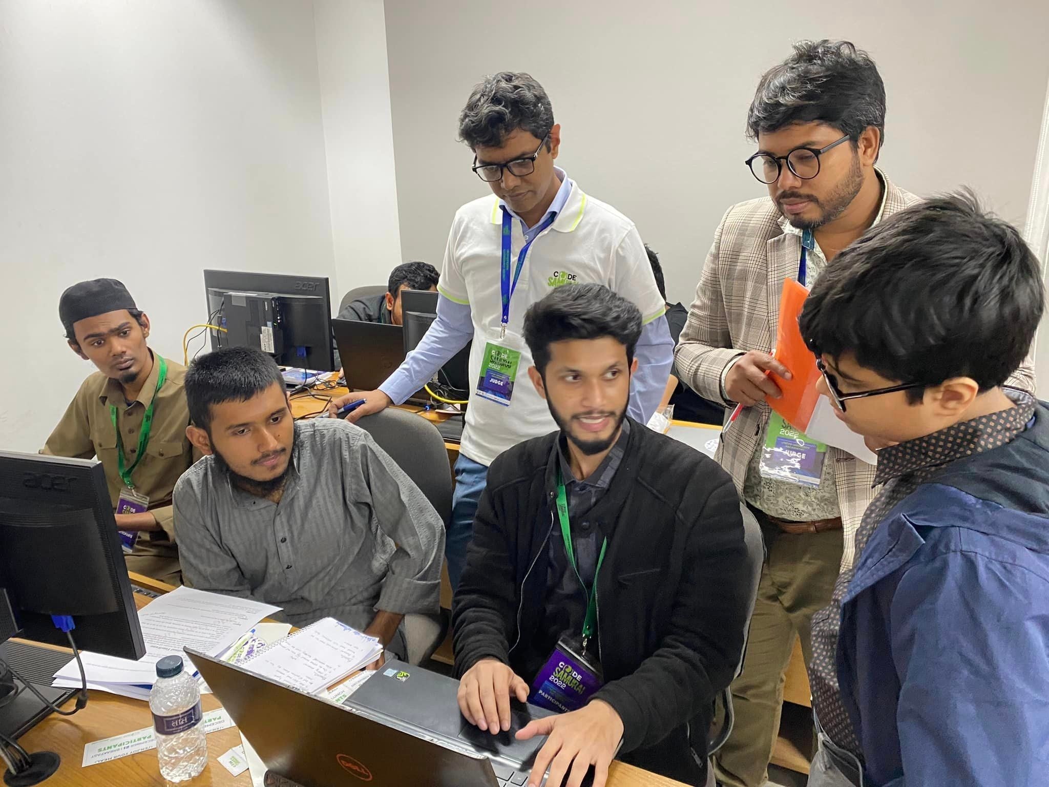 ハッカソン中の様子