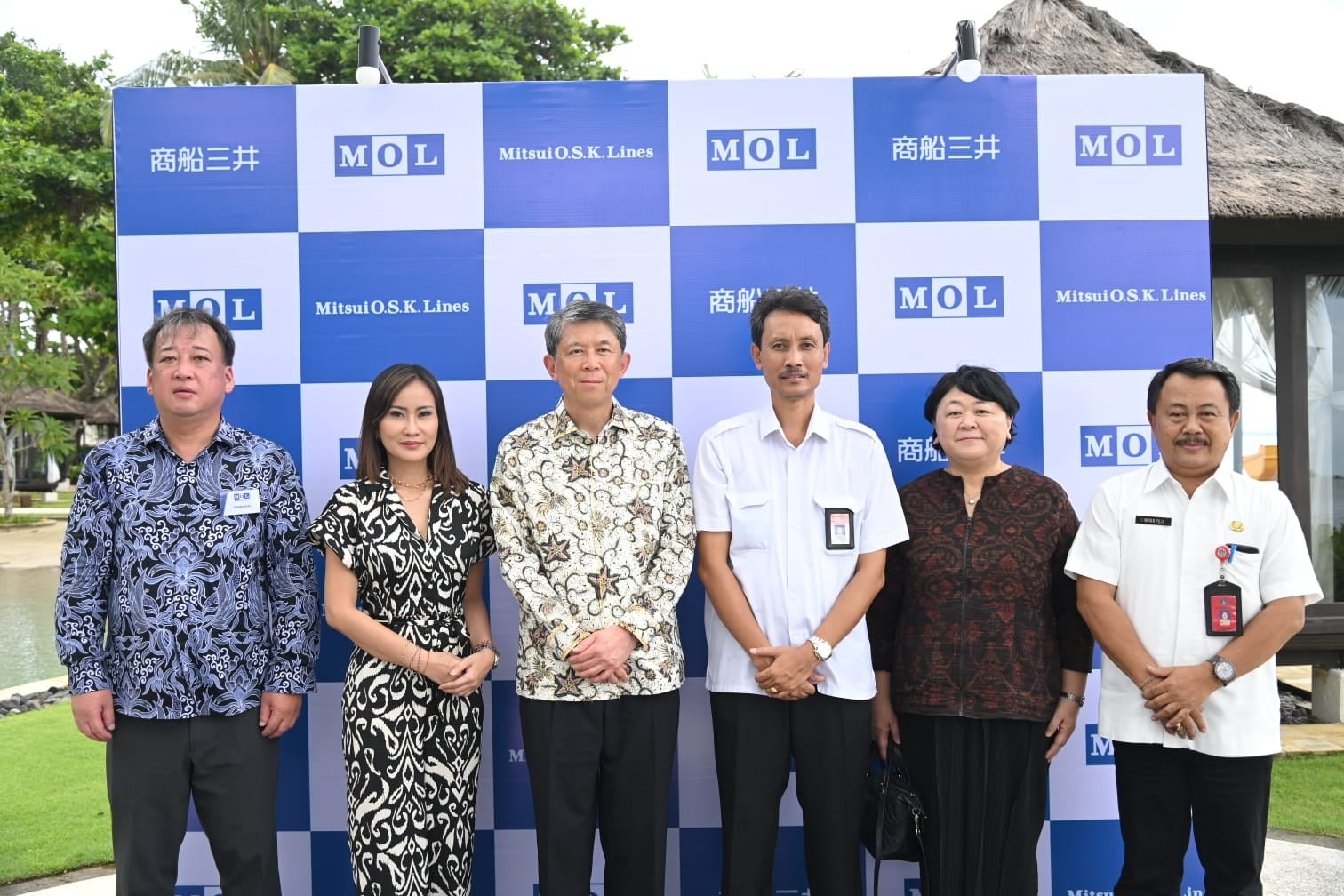 集合写真:式典での様子