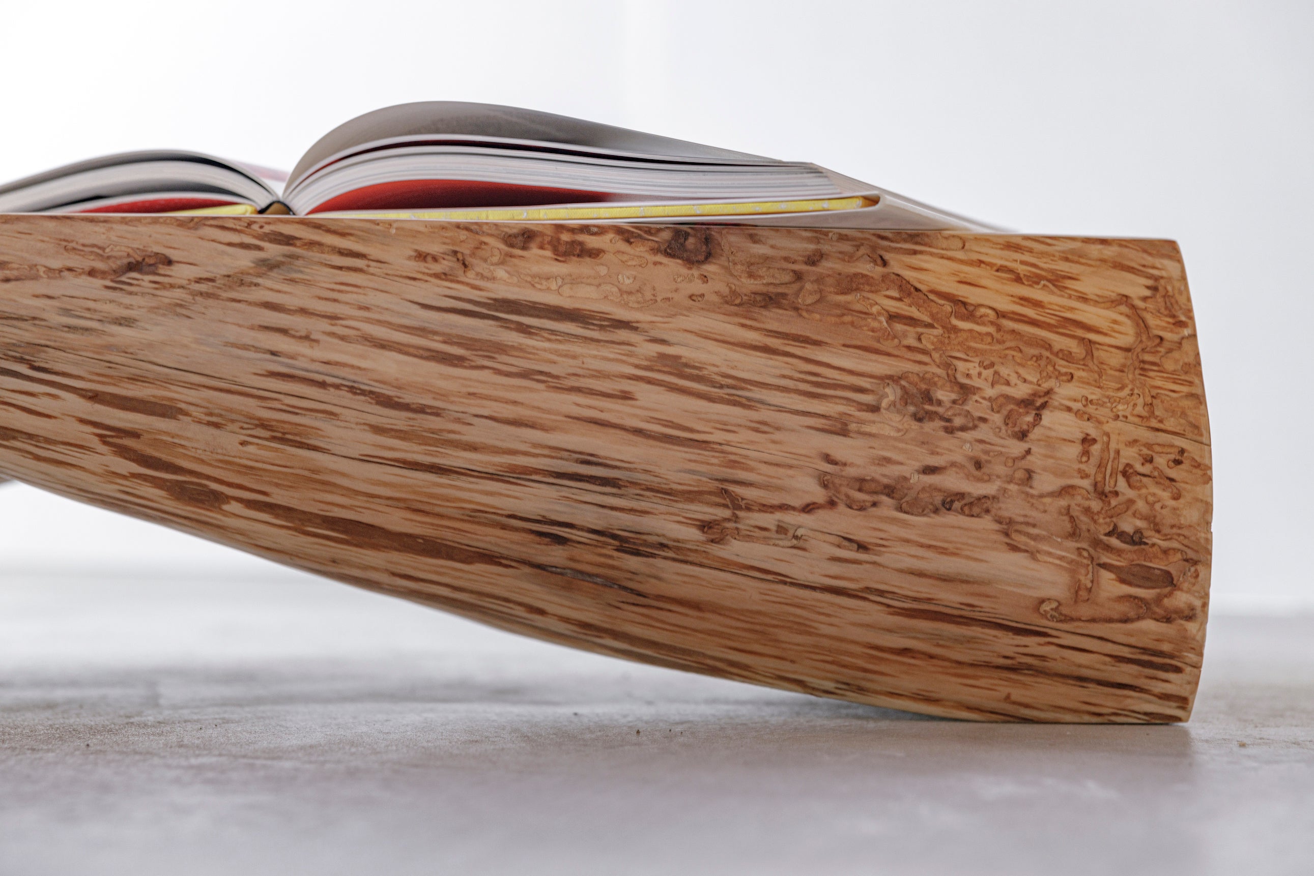 高知県四万十町】“四万十ヒノキ”を使った家具ブランド「SHIMANTO