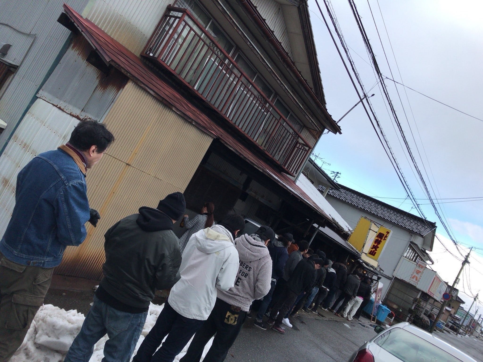 お店にできる行列