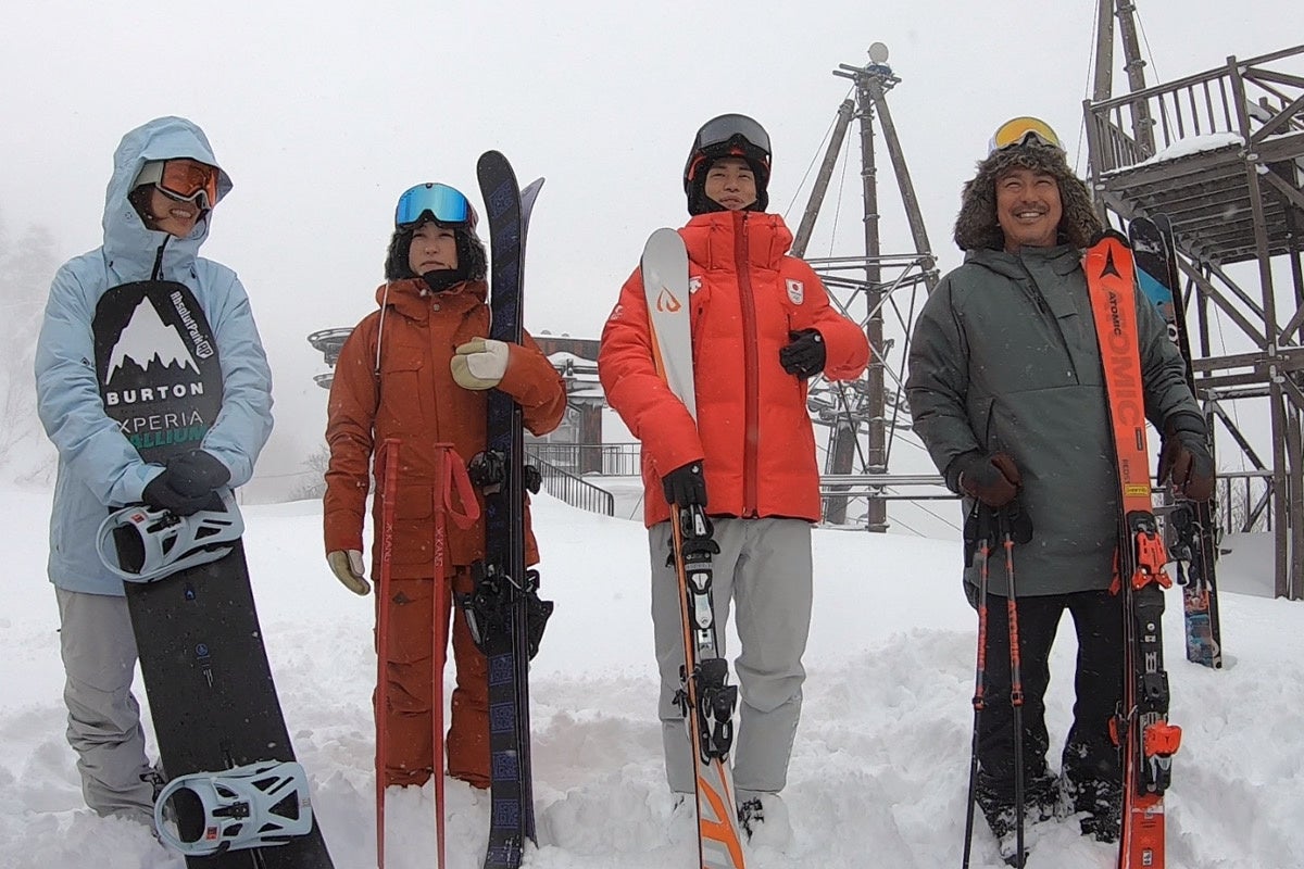 左から：藤森由香氏、上村愛子氏、堀島行真氏、皆川賢太郎氏