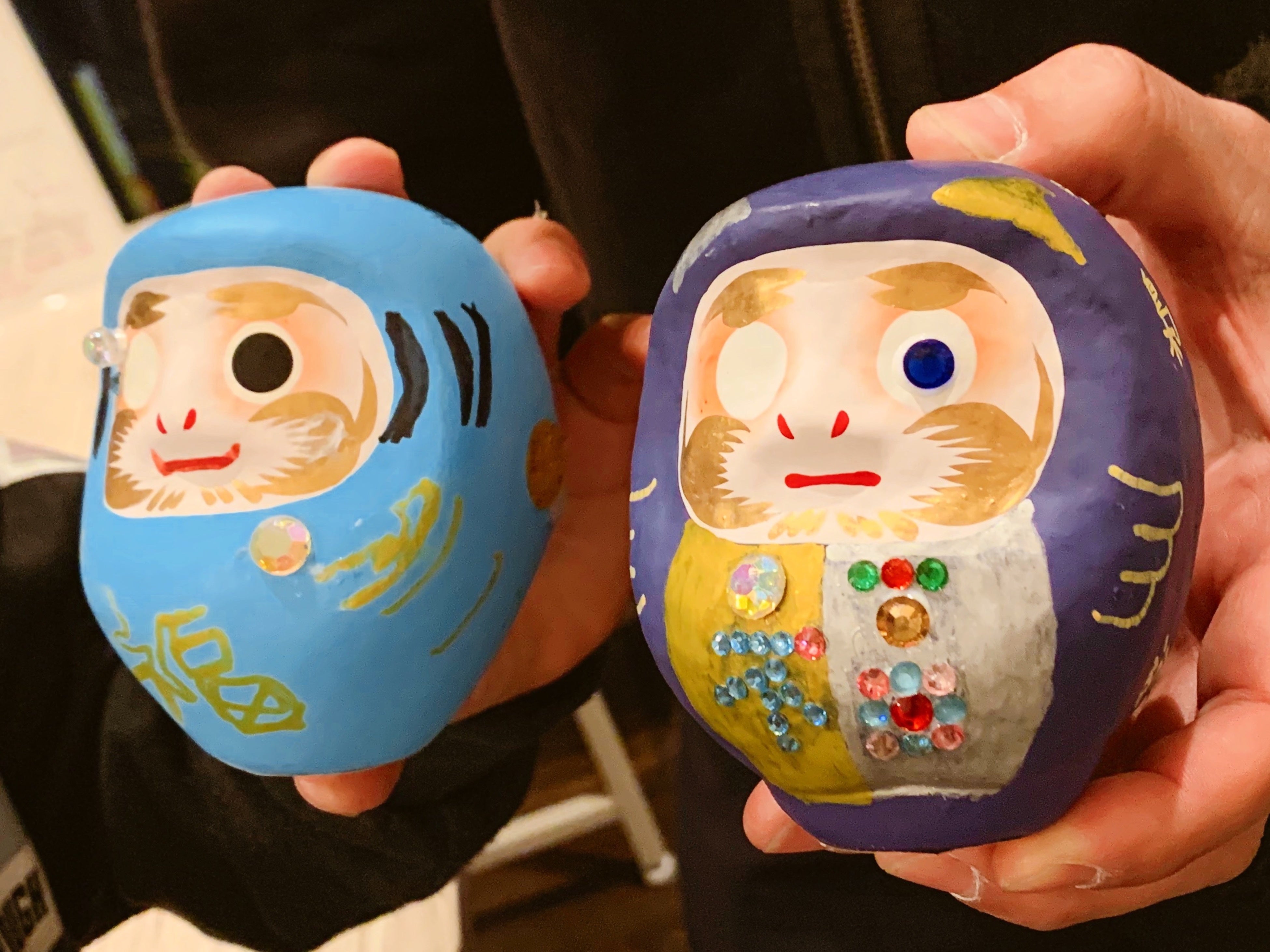 片目のダルマさん。心願成就したら両目に