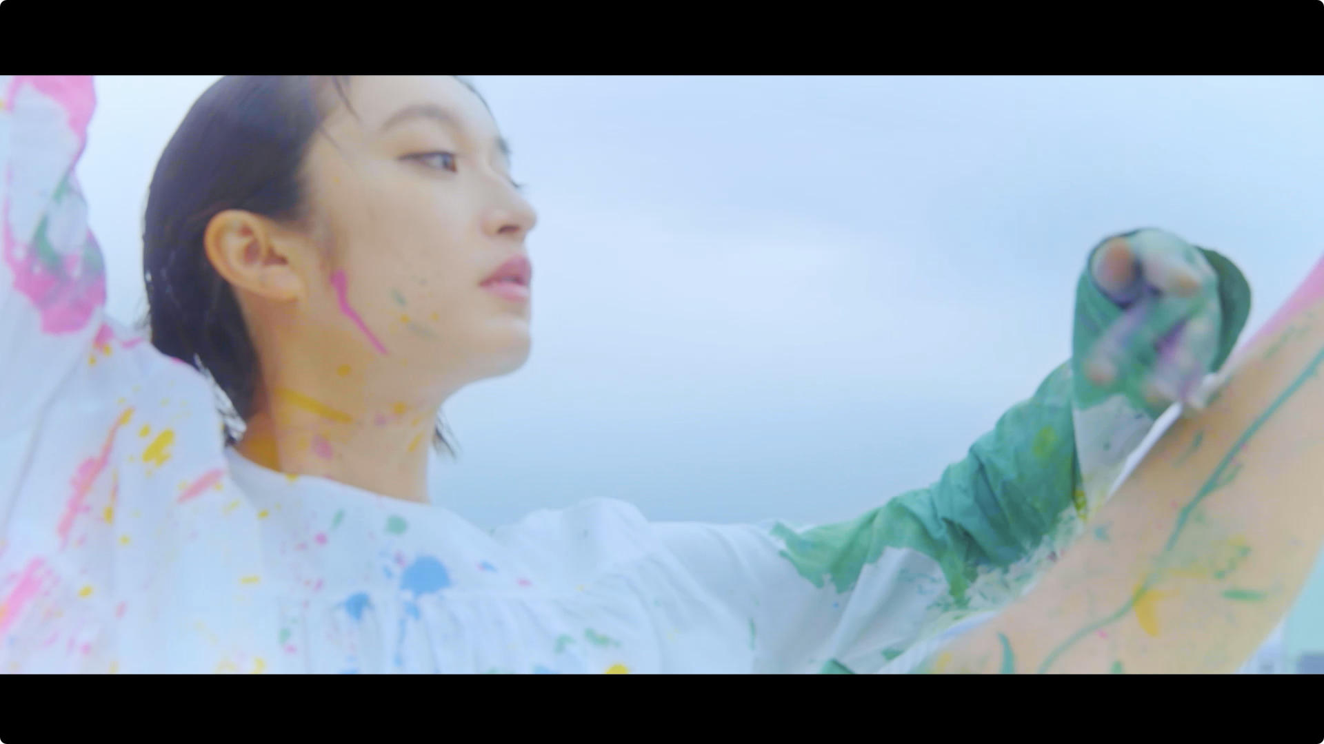 『VOGUE JAPAN』 © 2022 Condé Nast Japan. All rights reserved.