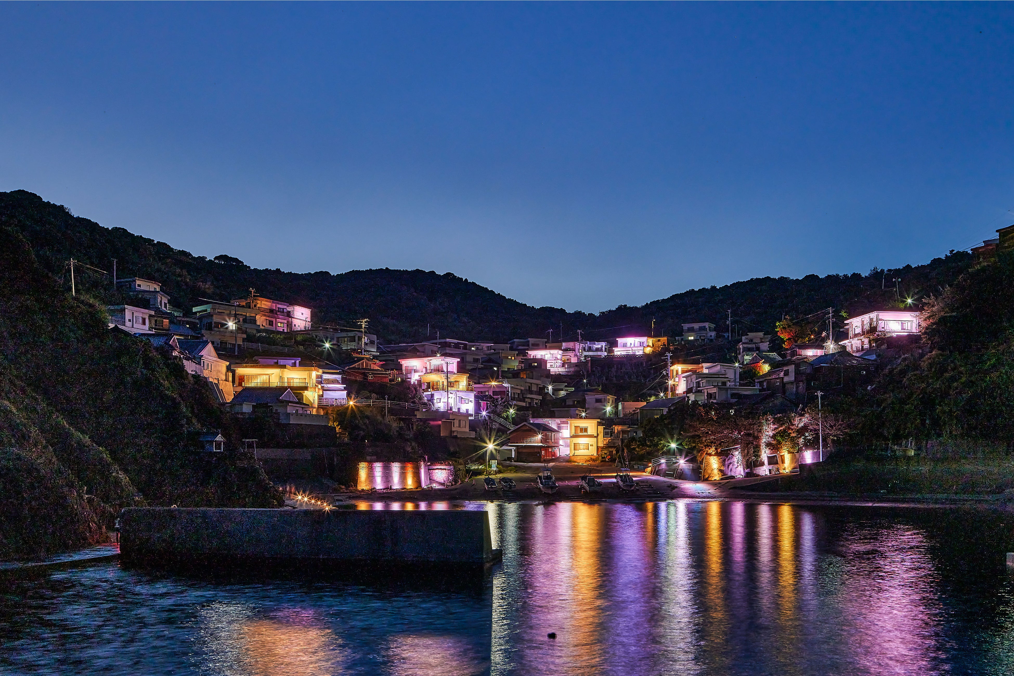 人々の暮らしの灯り