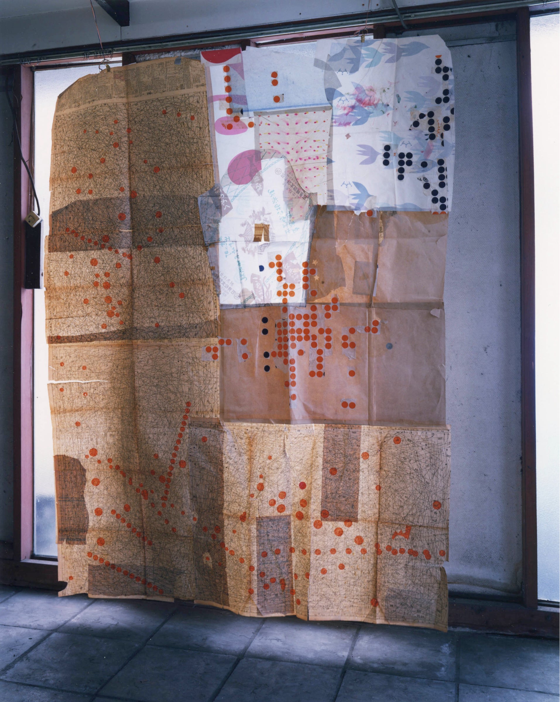 立花文穂《クララ洋裁研究所》2000年 ©Fumio Tachibana 撮影：久家靖秀