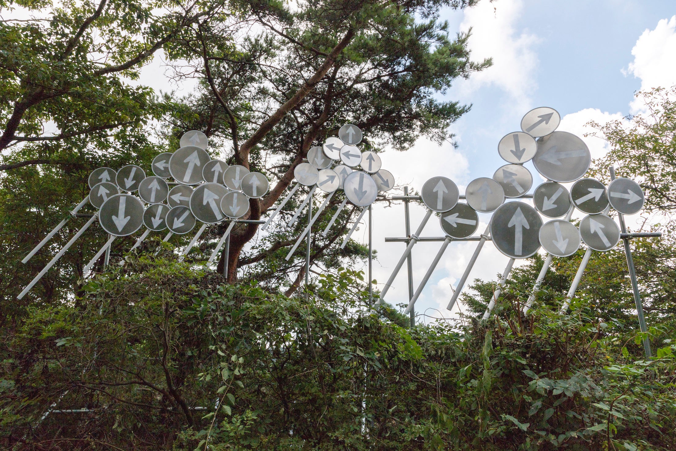 《雨が上がりに、新しい地図を与えよう》2019 「六甲ミーツ・アート芸術散歩2019」、神戸 撮影 高嶋清俊