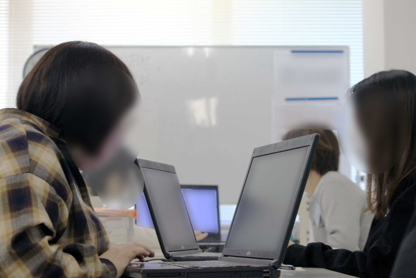 ※参考画像は、現在開講中のJava・Pythonプログラミング科のものです。