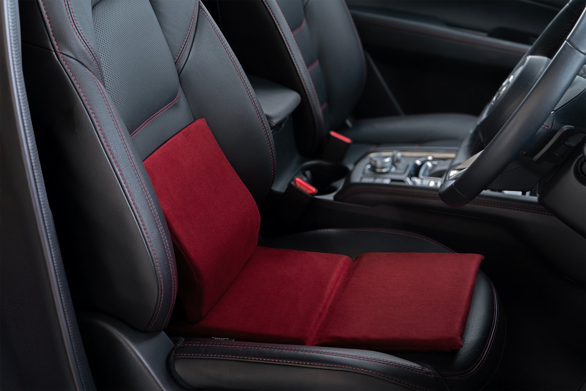 新商品】自動車用クッションの最高峰へ。ドライブを快適にする、エクス