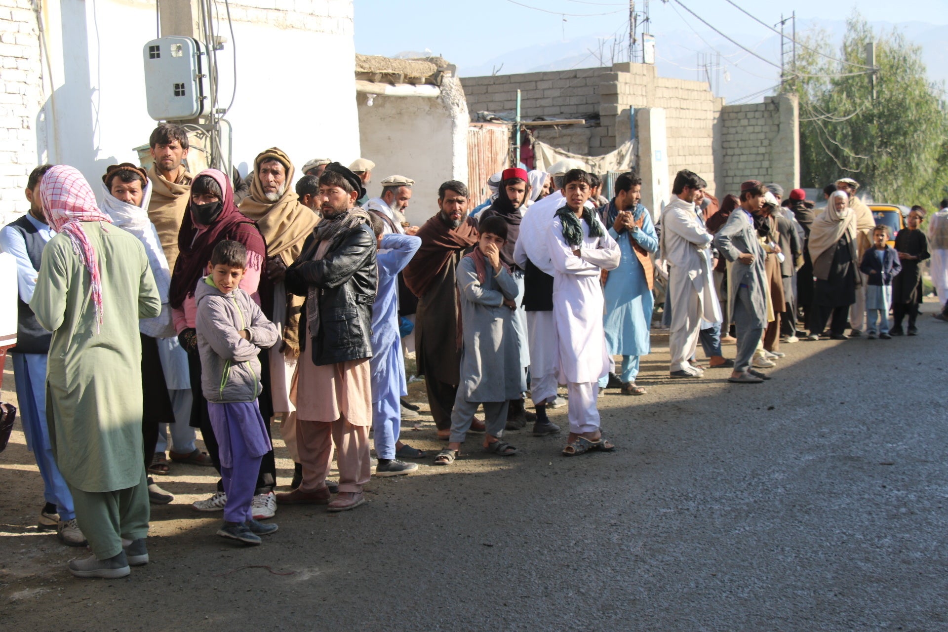 支援を待つ人びと