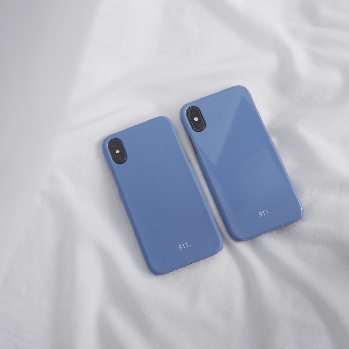 左:マット 右:ツヤ