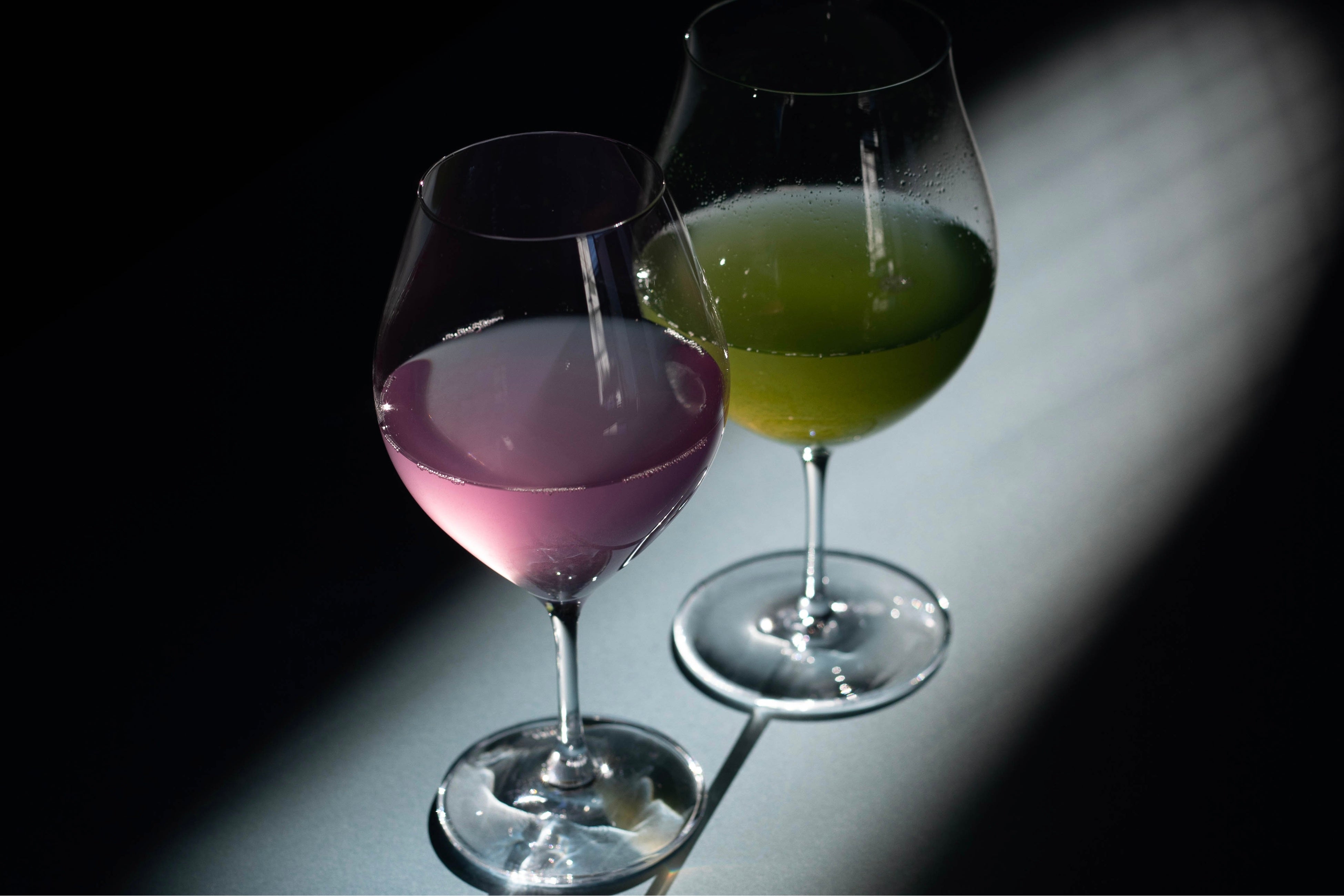 ©︎Nathalie Cantacuzino 【特許出願中】海藻発酵飲料「海のワイン」（ノンアルコール）