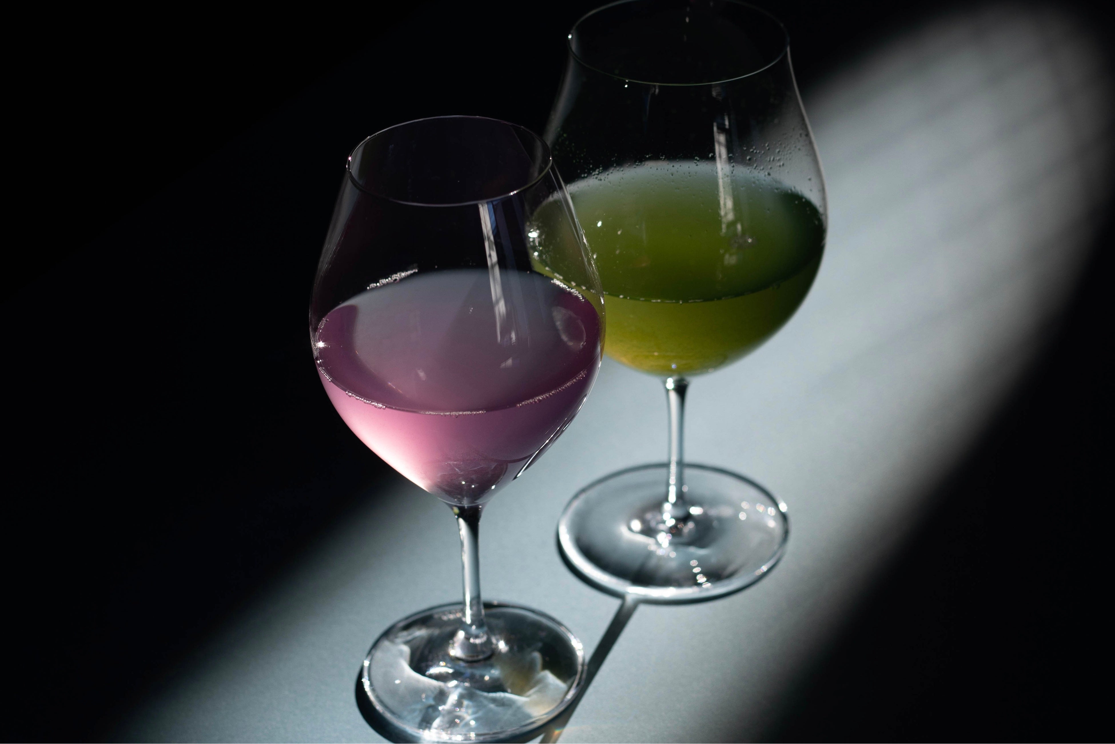 【特許出願中】海藻発酵飲料「海のワイン」（ノンアルコール）