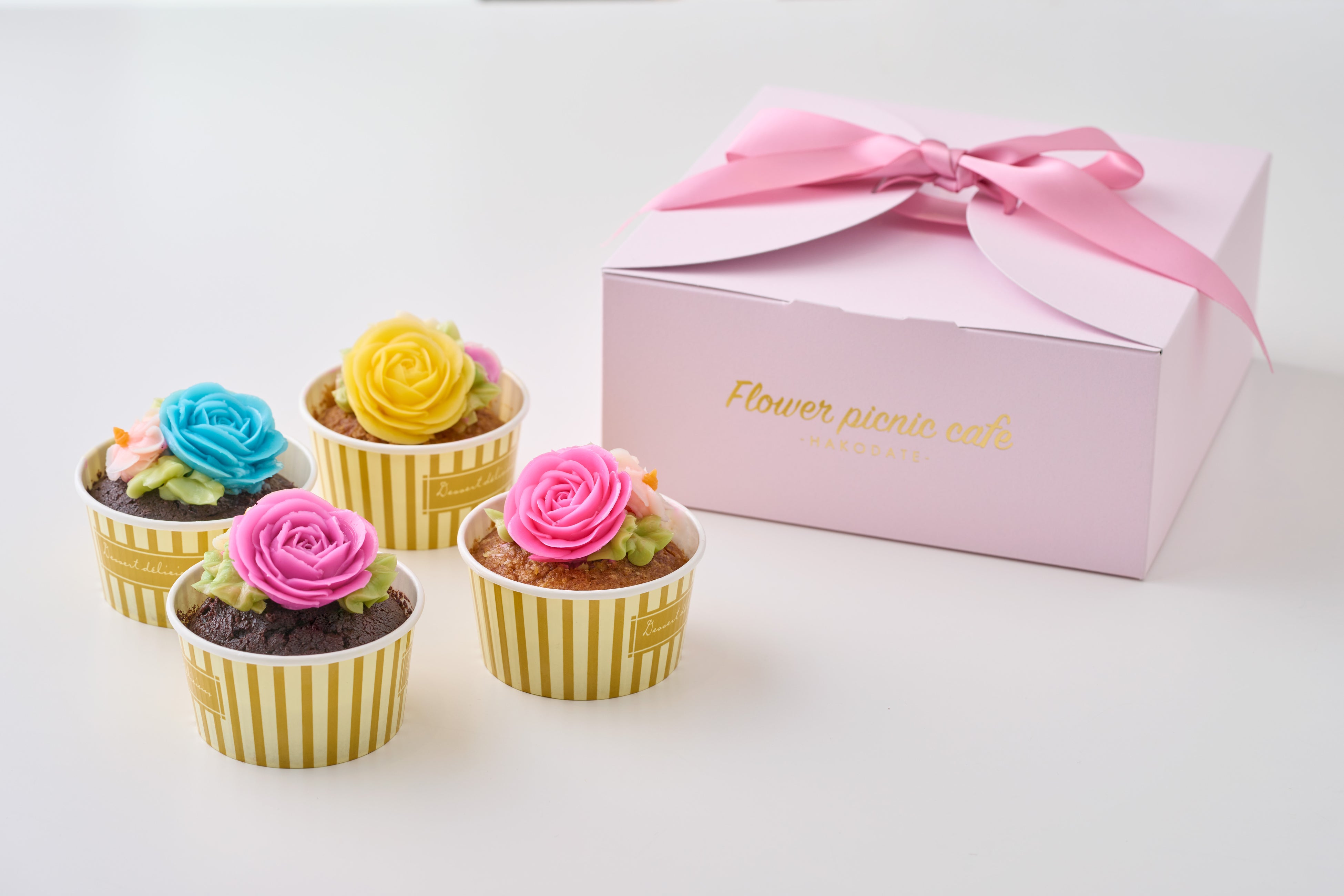 食べられるお花のカップケーキ【4個セット】 ¥3,500