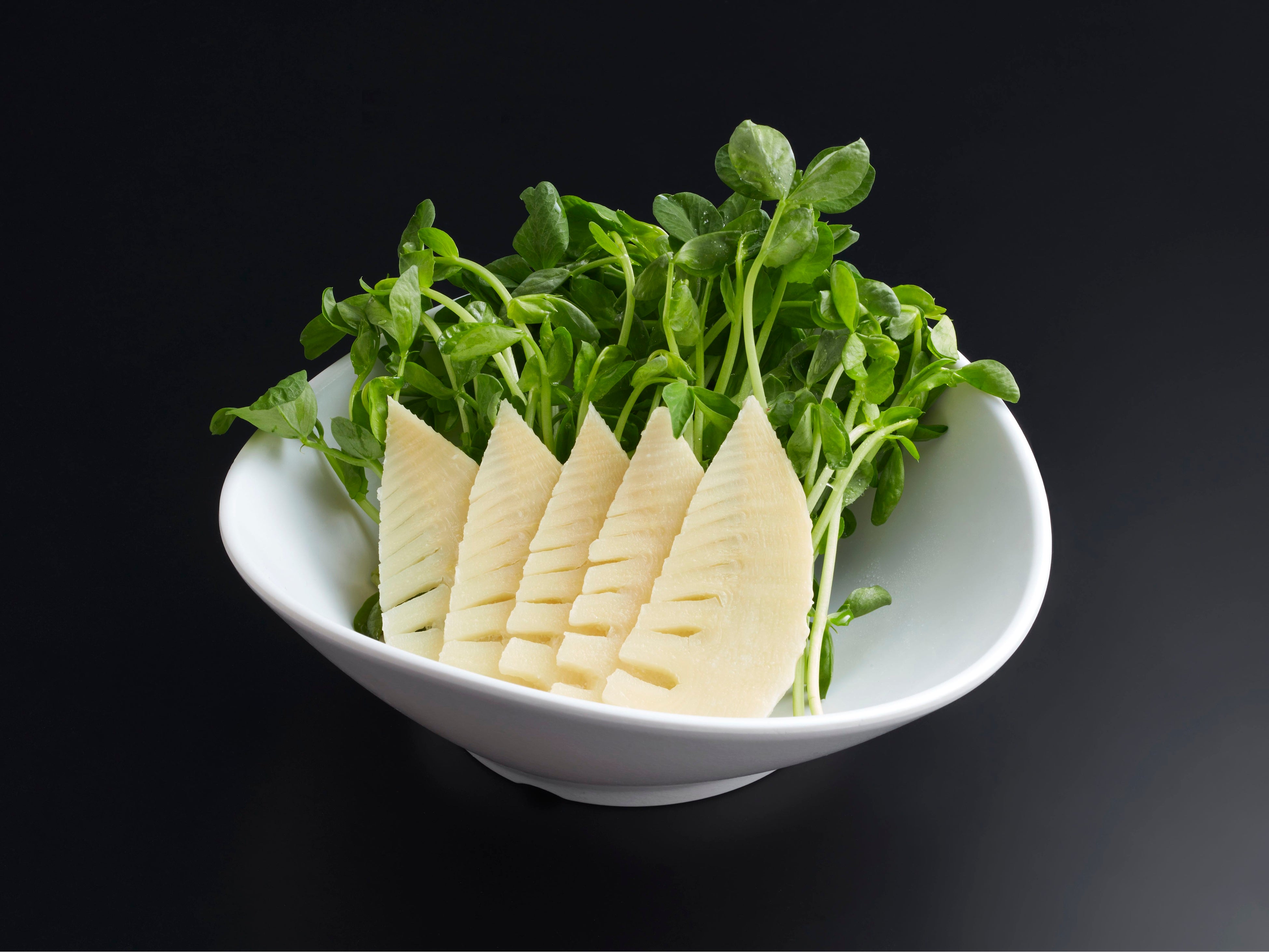 「筍と豆苗の盛合せ」340円（税込374円）