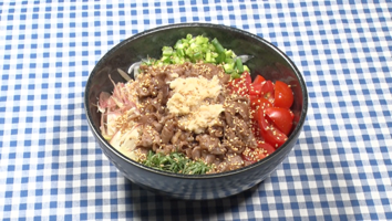 飛騨牛と夏野菜を使った夏のあっさり牛丼