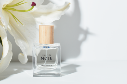 錦戸亮・赤西仁がプロデュースする香水の新発売を記念したPOP-UP