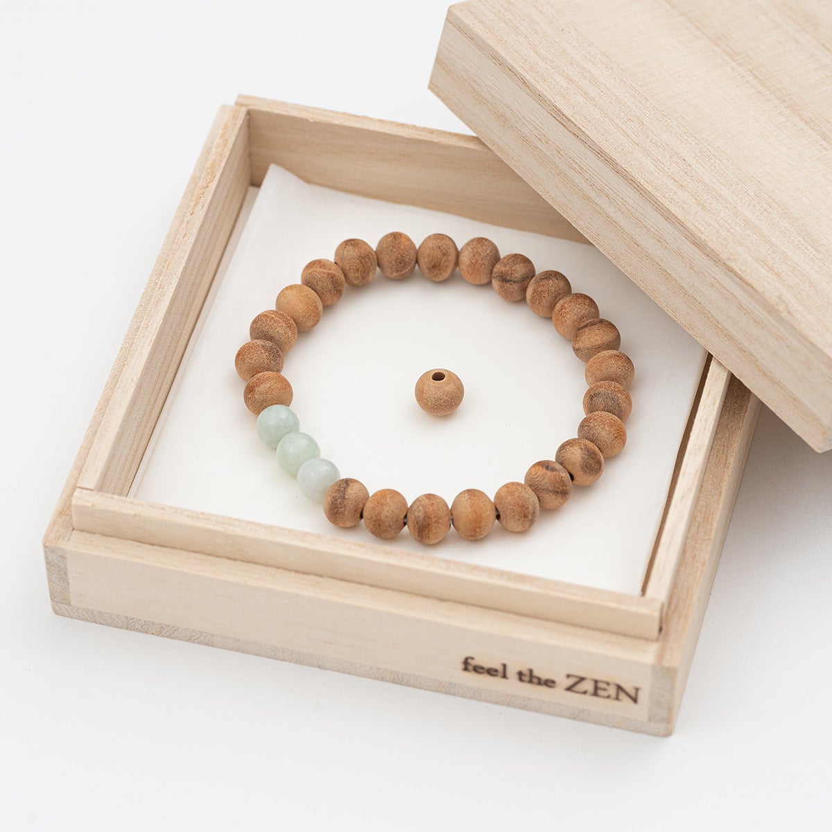 お守り念珠_仏像木ブレス_翡翠入 (7mm珠26)